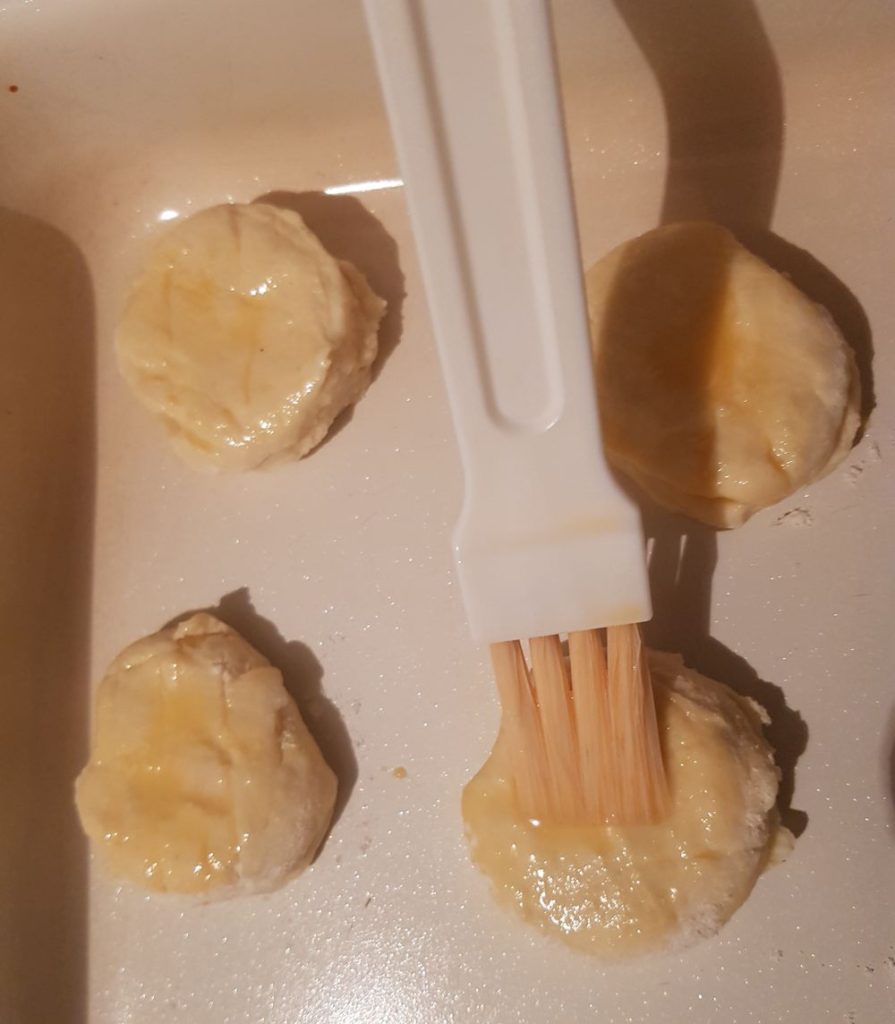 Aranysárgára sütjük.