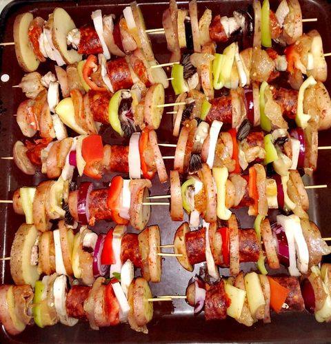 Fóliát eltávolítva kicsit még sütöm, hogy szebb színe legyen.
Isteni finom nyáron a szabadban grillen is!